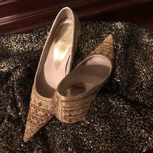 Nine West Gold Heels Size 7.5